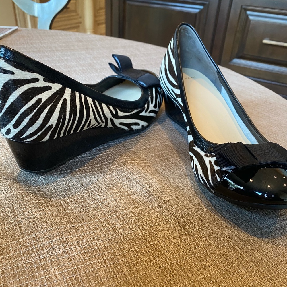 Black and white zebra print wedge